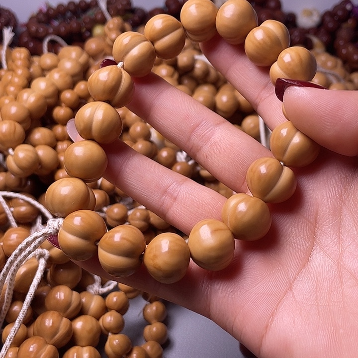 向****手串猴头核桃16尺寸镜面柯基屁桃手持全品无暇