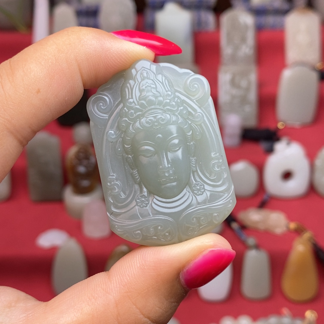 和田玉未镶嵌颈饰