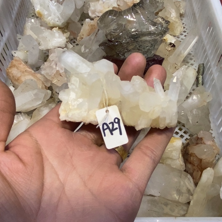 水晶水晶原石摆件未镶嵌