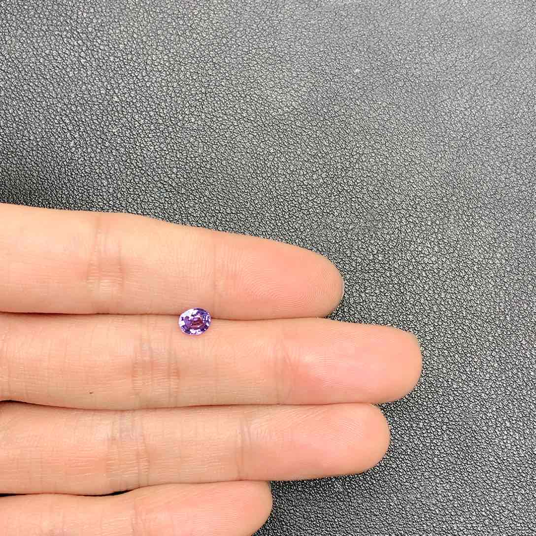 蓝宝石裸石未镶嵌