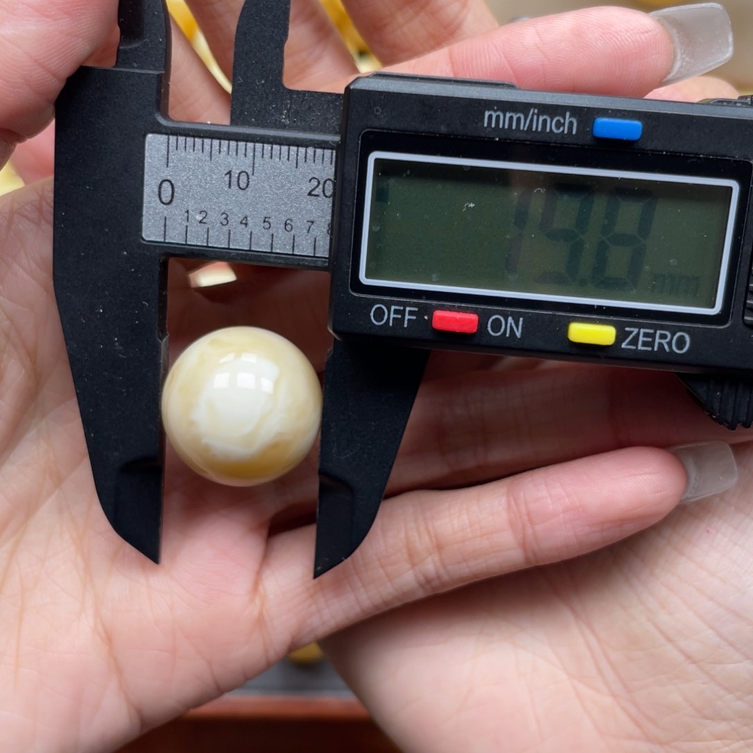 琥珀珠宝奇石未镶嵌R****ঞ