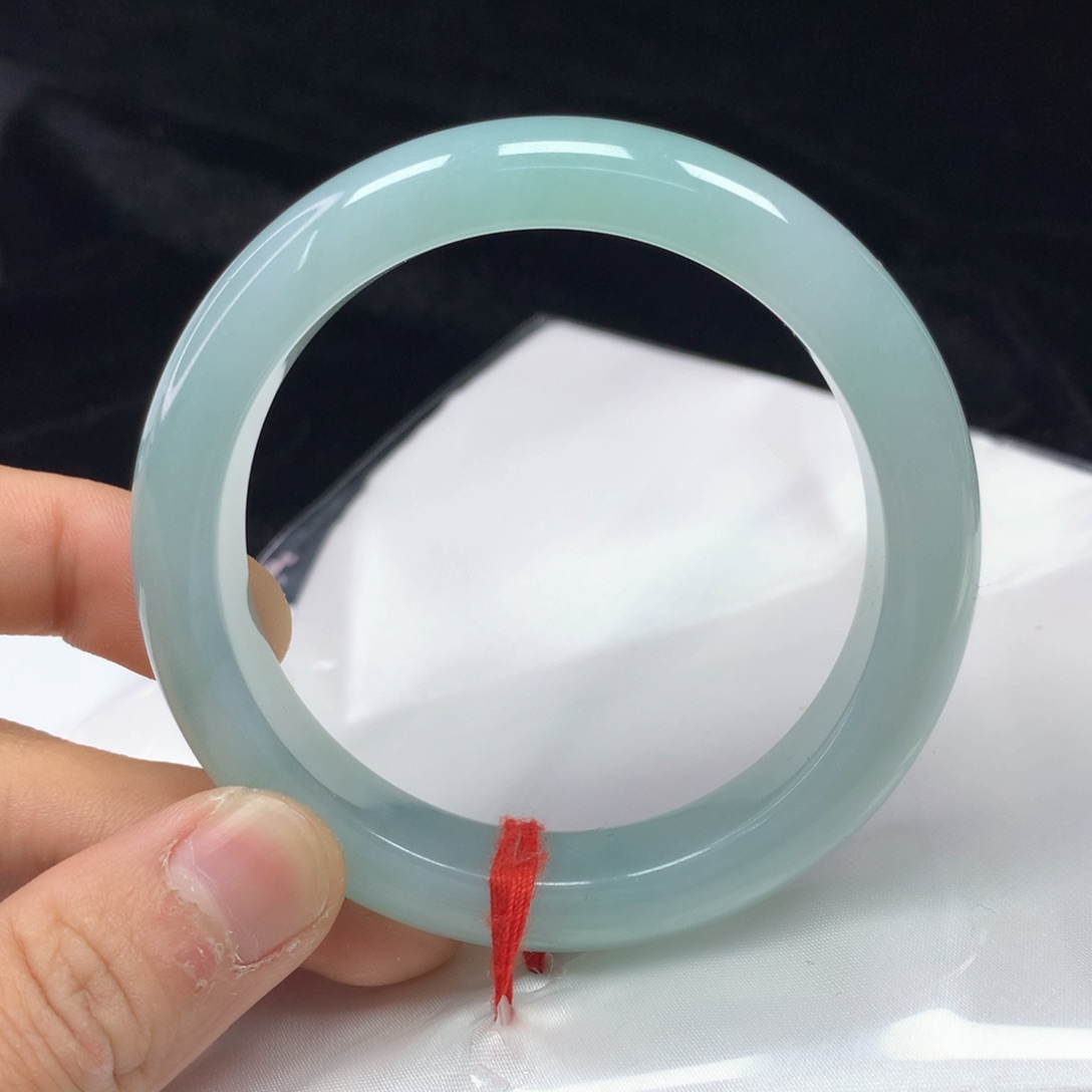 翡翠手镯（圆镯）未镶嵌57.2