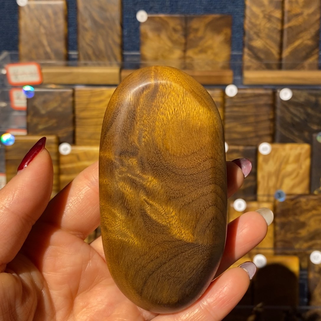 金丝楠无事牌打***?金丝楠木小叶桢楠