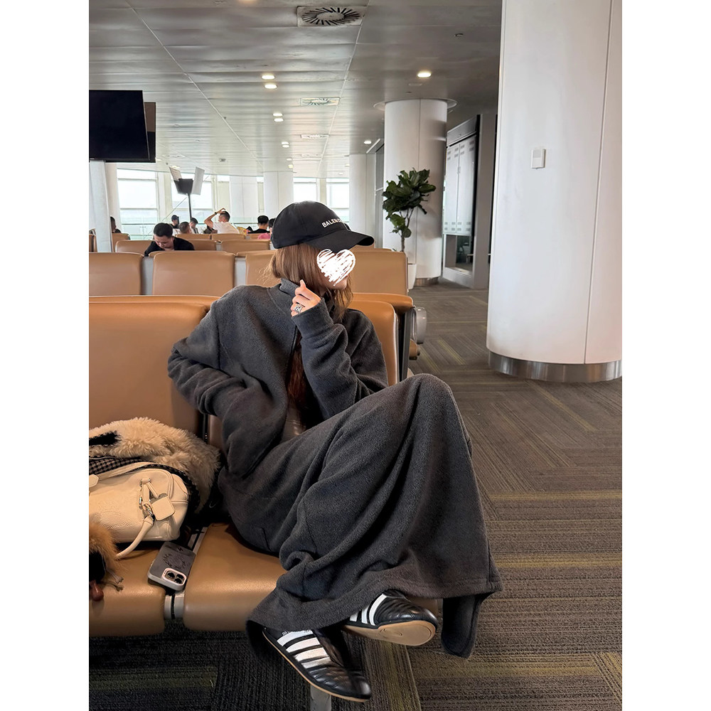 暖冬套组拉链立领卫衣女+宽松A字长裙半身裙休闲时尚套装 81388