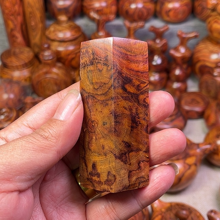 黄花梨/降香黄檀海南黄花梨油梨工艺品