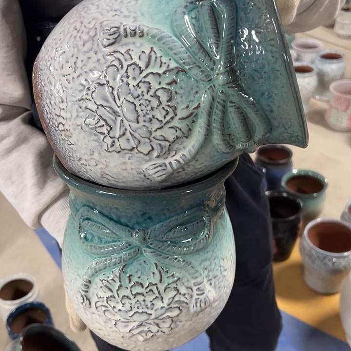 高度21厘米口18厘米