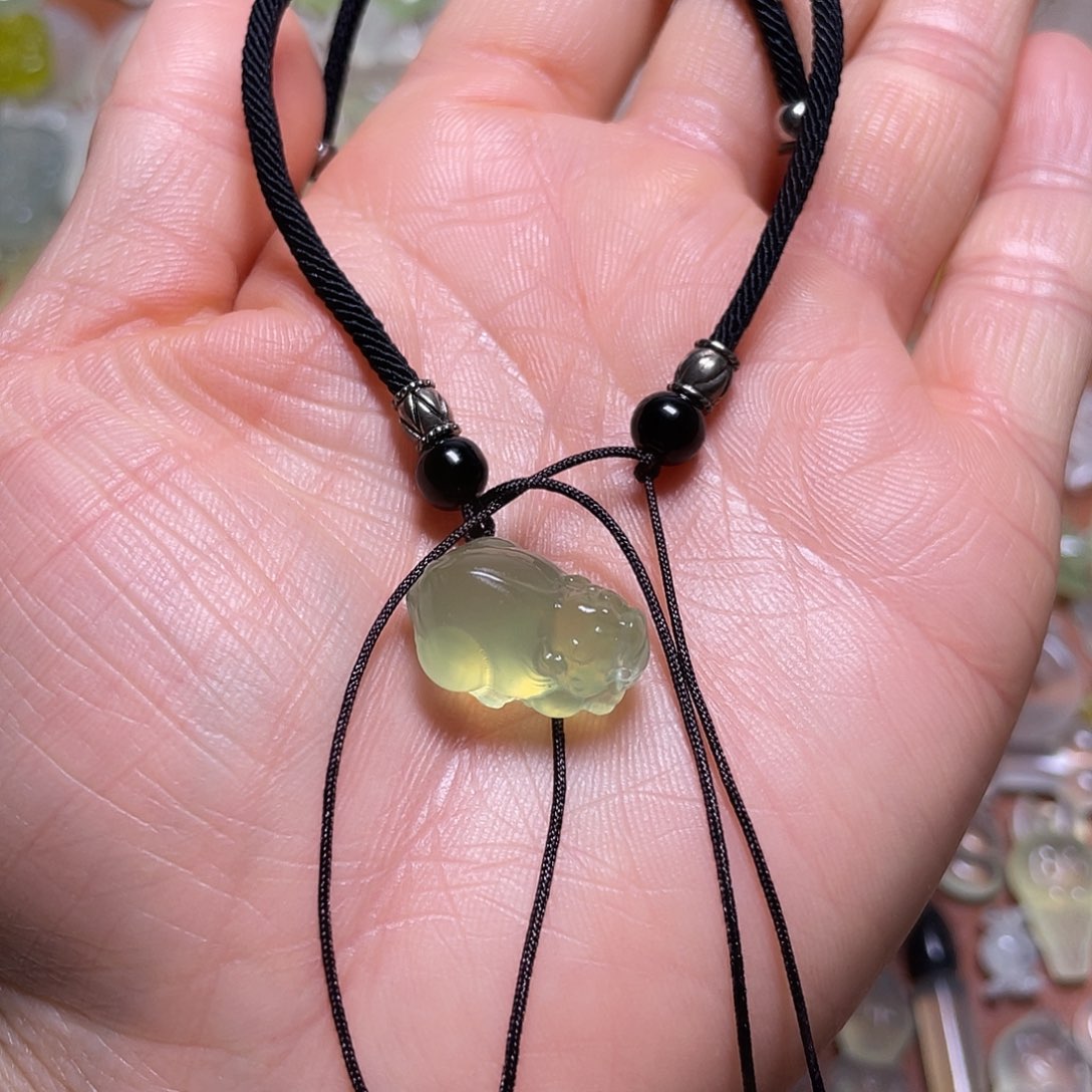 枫***.蛇纹石玉未镶嵌手绳