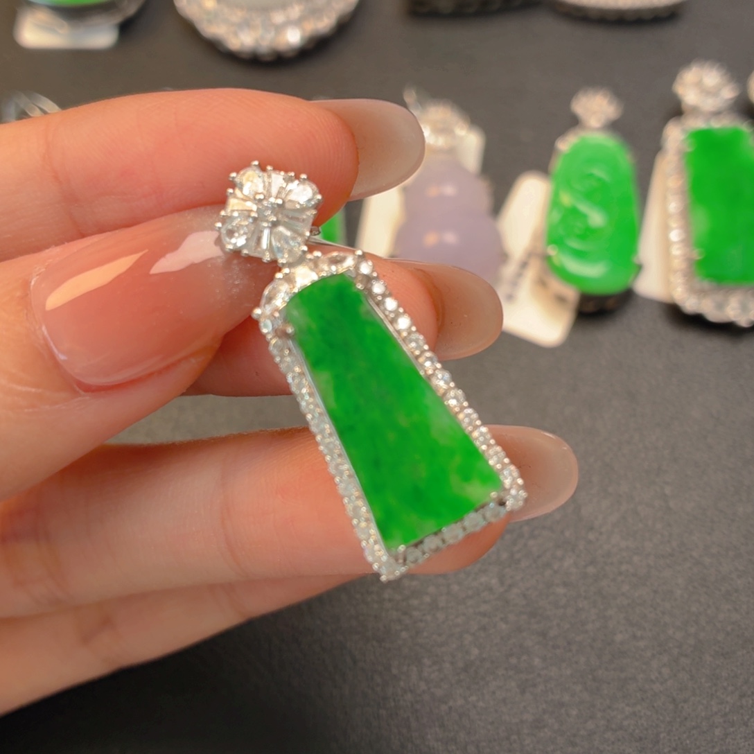 翡翠银S925镶嵌颈饰