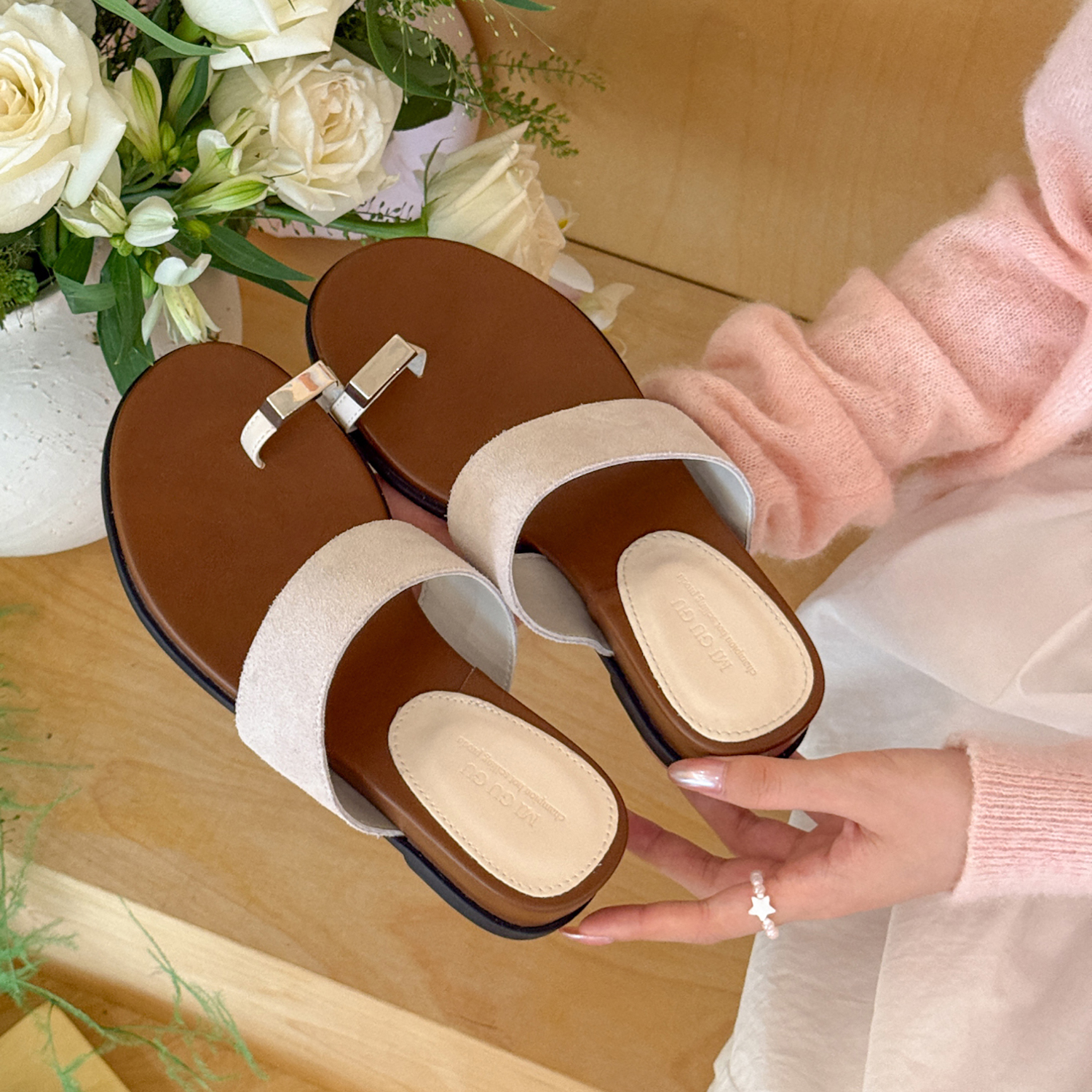 61oniiii＂仲夏日记＂韩系百搭松弛感拖鞋女2025新款夏季厚底鞋子