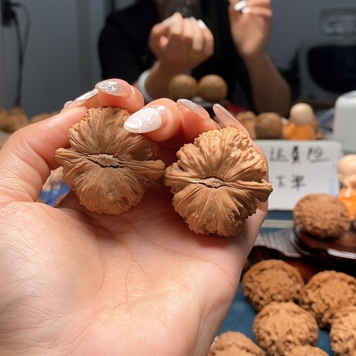 文玩核桃把件U***啊球白39