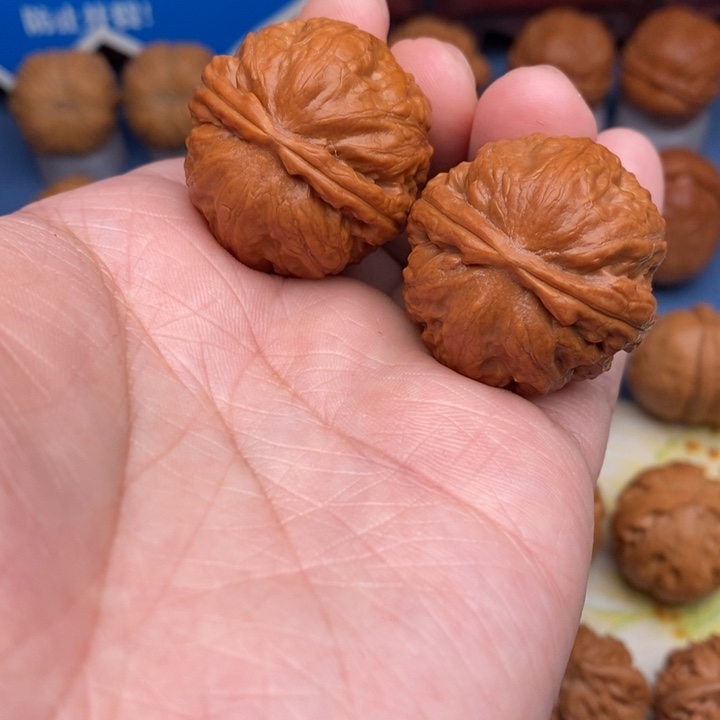 文玩核桃把件 卧龙粗筋