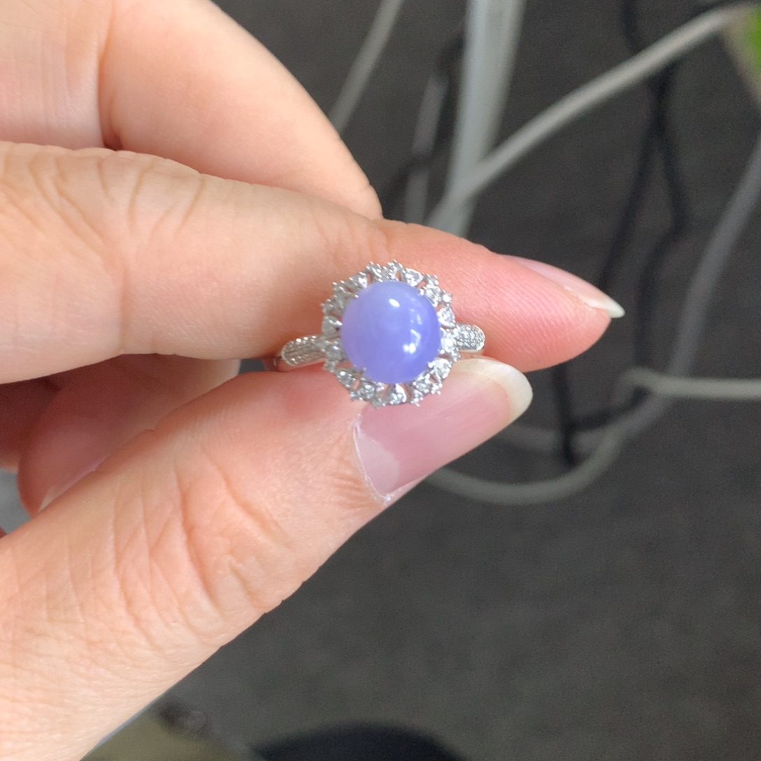 翡翠戒指18K金镶嵌翡翠