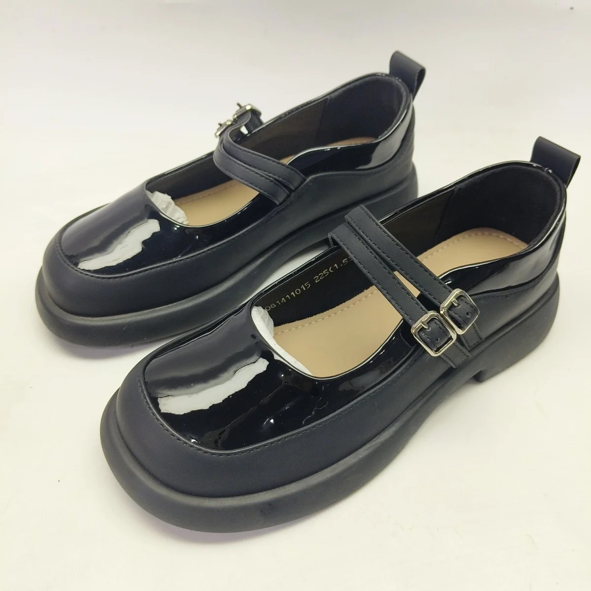 49.9厚底圆头黑色单鞋学院风粗跟小皮鞋