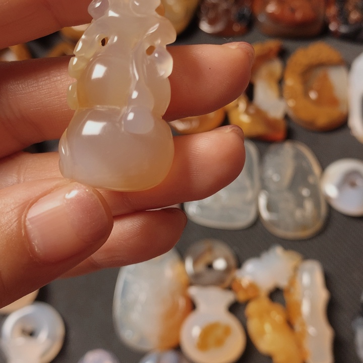 玛瑙/玉髓颈饰未镶嵌雅*姐