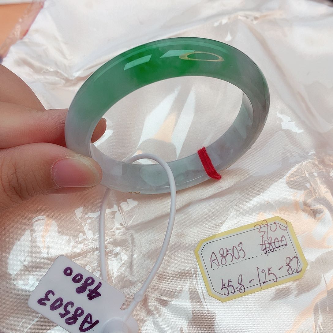 翡翠未镶嵌手镯缅甸翡翠