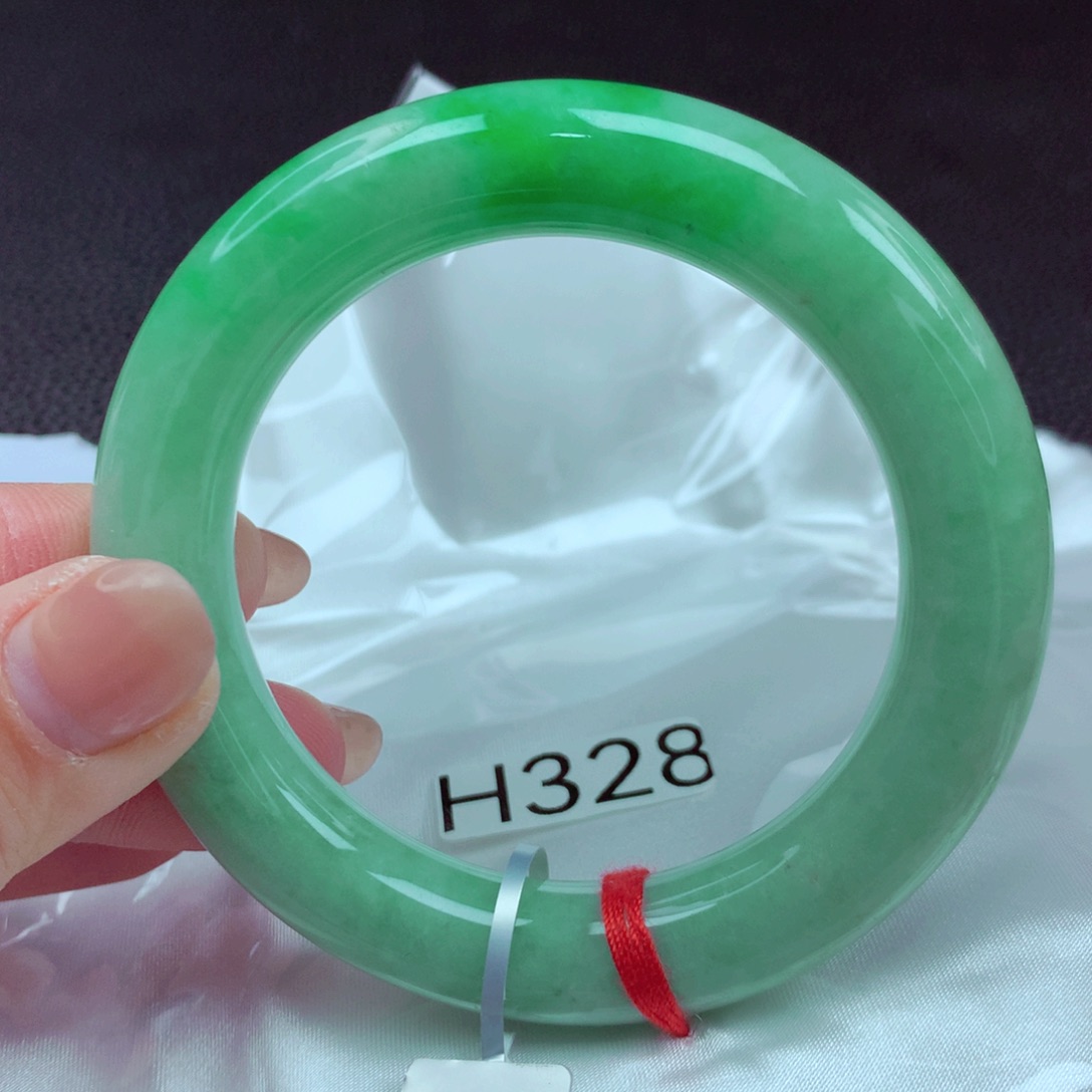 翡翠手镯未镶嵌手镯88