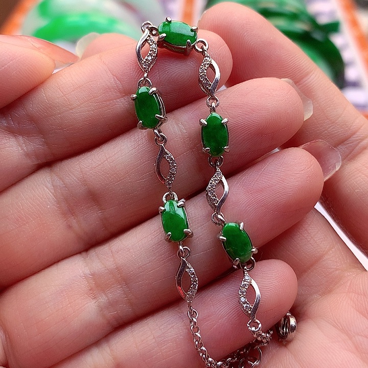 翡翠颈饰银S925镶嵌翡翠