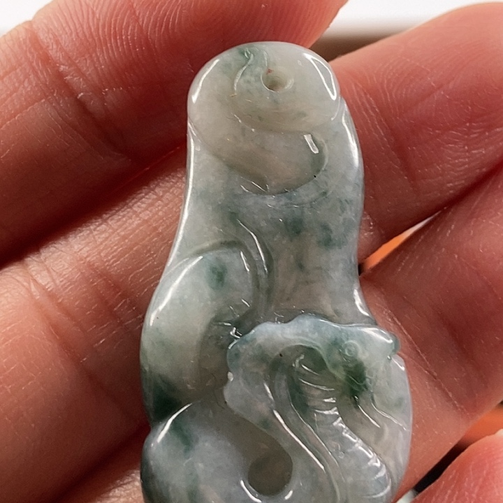 颈饰未镶嵌翡翠天然翡翠