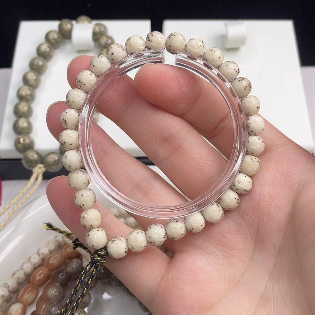 星月菩提吊坠8骨瓷白毕业