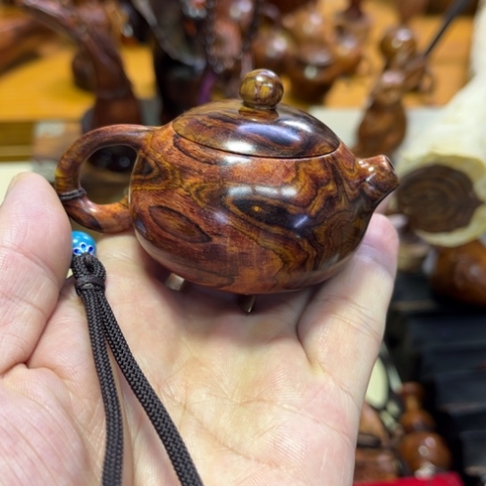 黄花梨/降香黄檀把件黄花梨