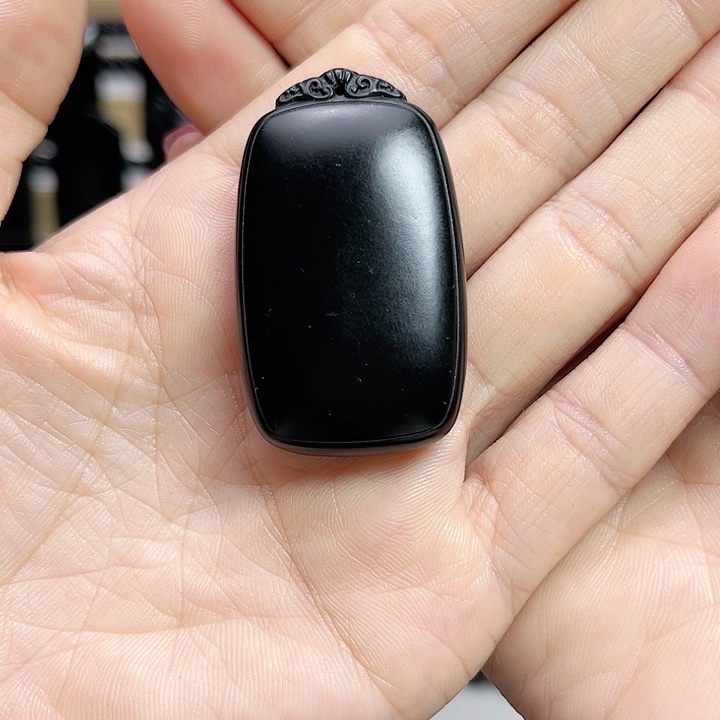 和田玉手链未镶嵌无事牌