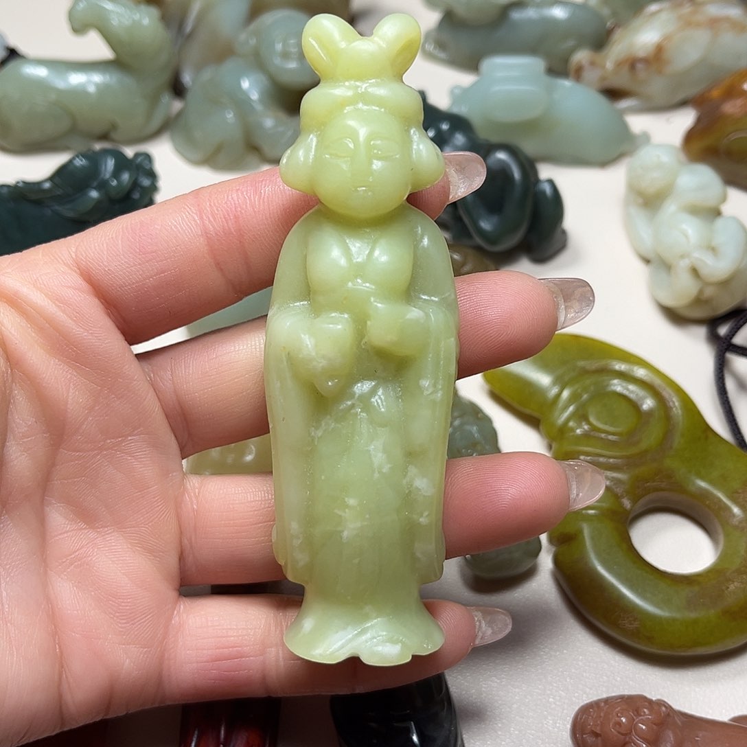 白玉菩提吊坠白玉菩提吊坠