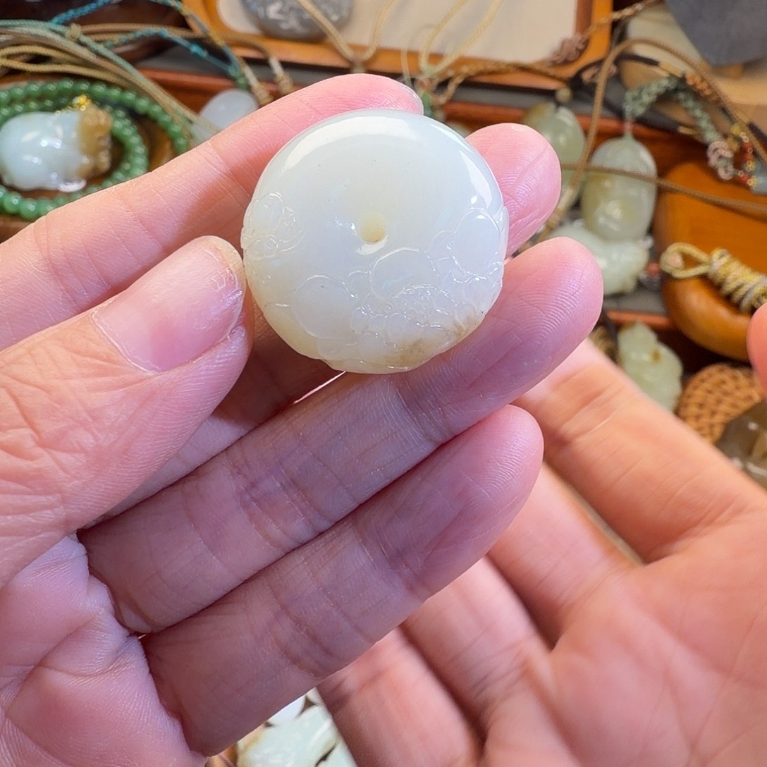 田***࿐和田玉未镶嵌颈饰