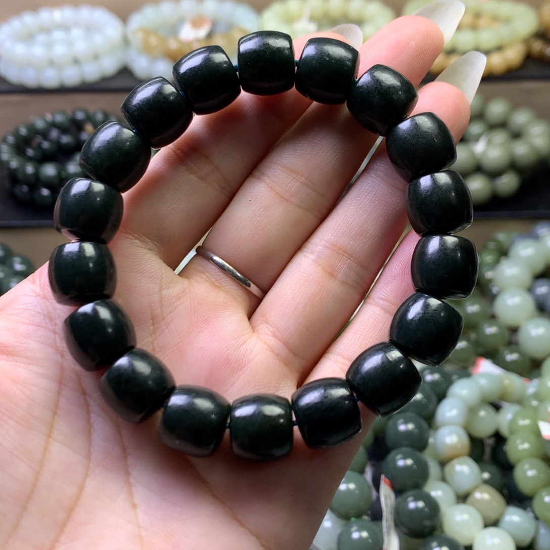 手链未镶嵌和田玉