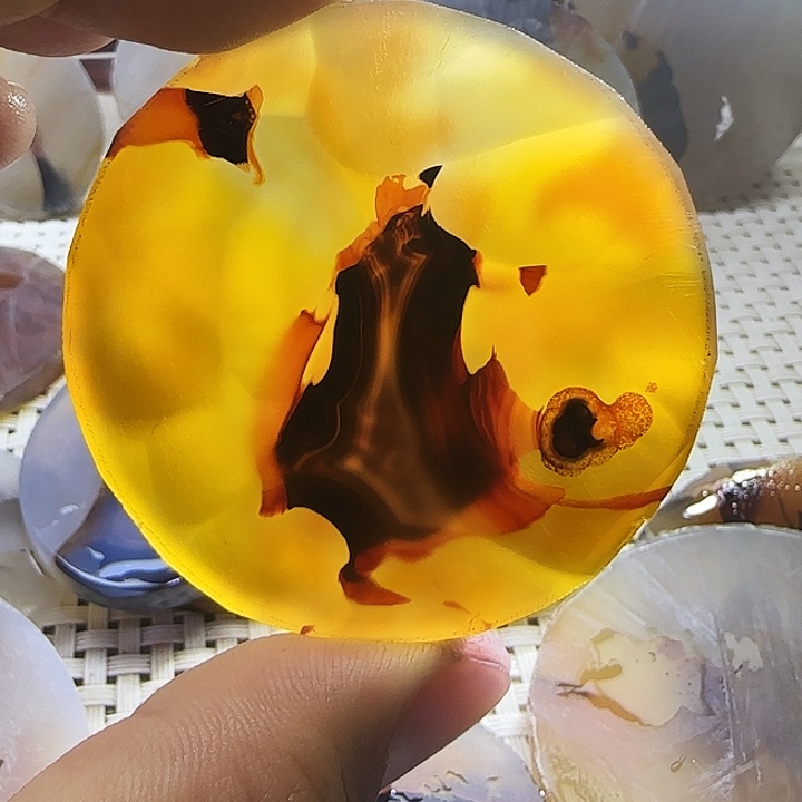 美***林玛瑙/玉髓未镶嵌珠宝奇石