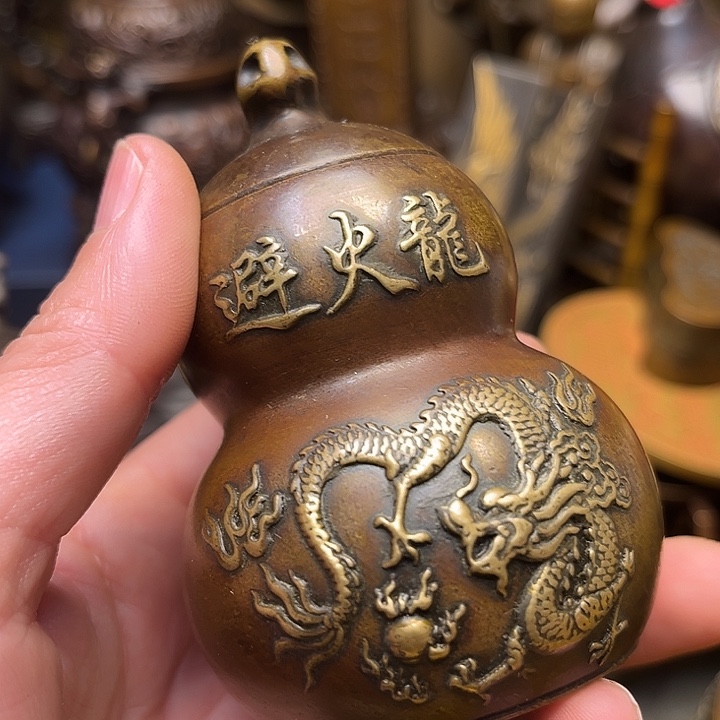 精美铜器批发档口