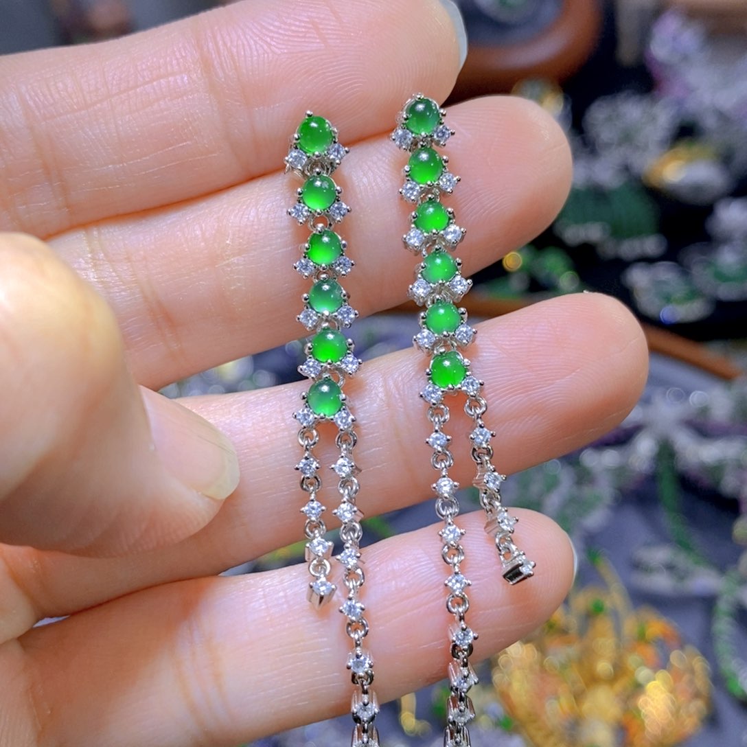 翡翠颈饰银S925镶嵌天然翡翠