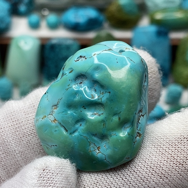 绿松石未镶嵌天然原矿 地大质检