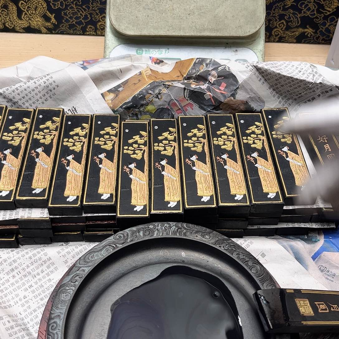 8个哈哈哈哈哈哈哈哈哈 