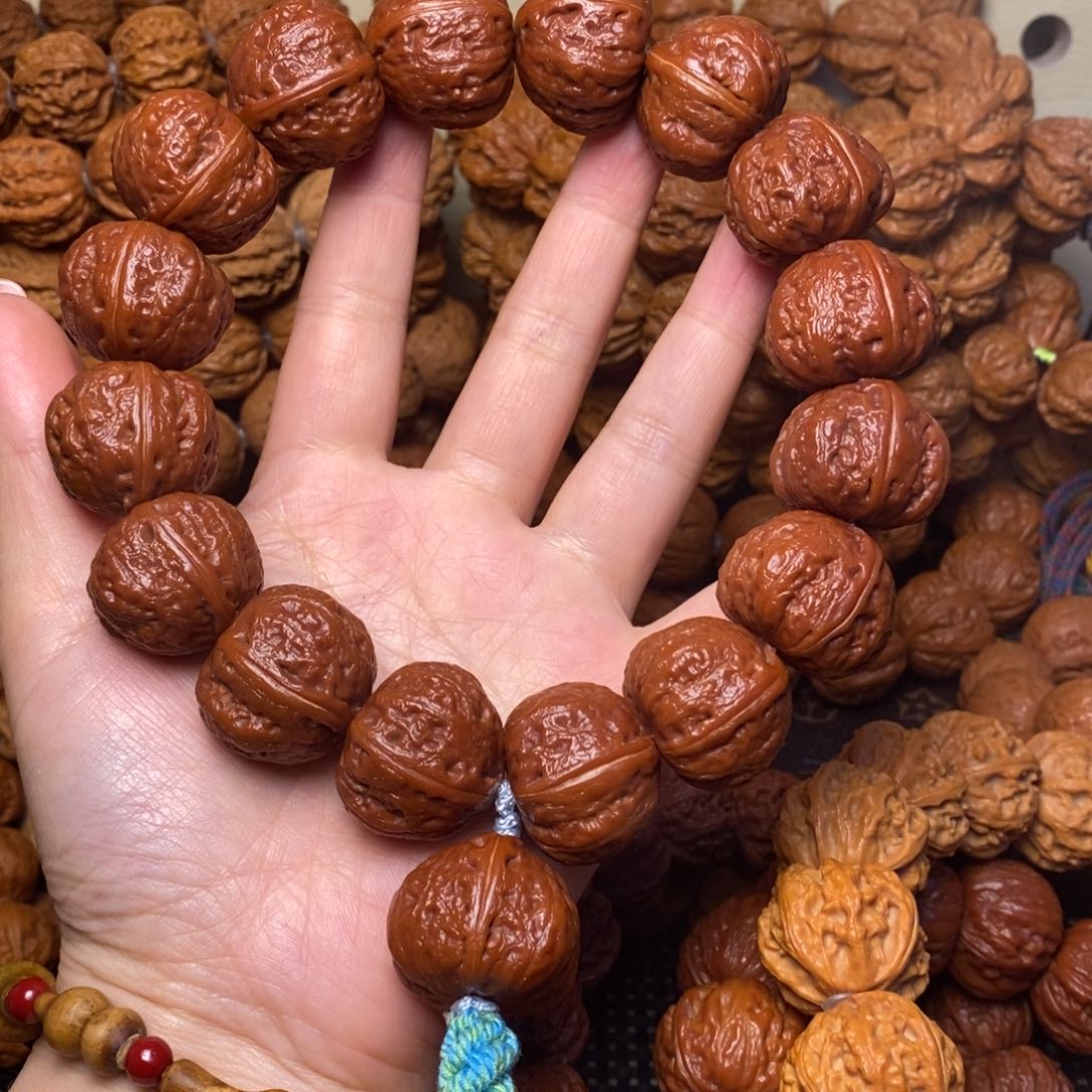 文玩核桃手串会***海元宝