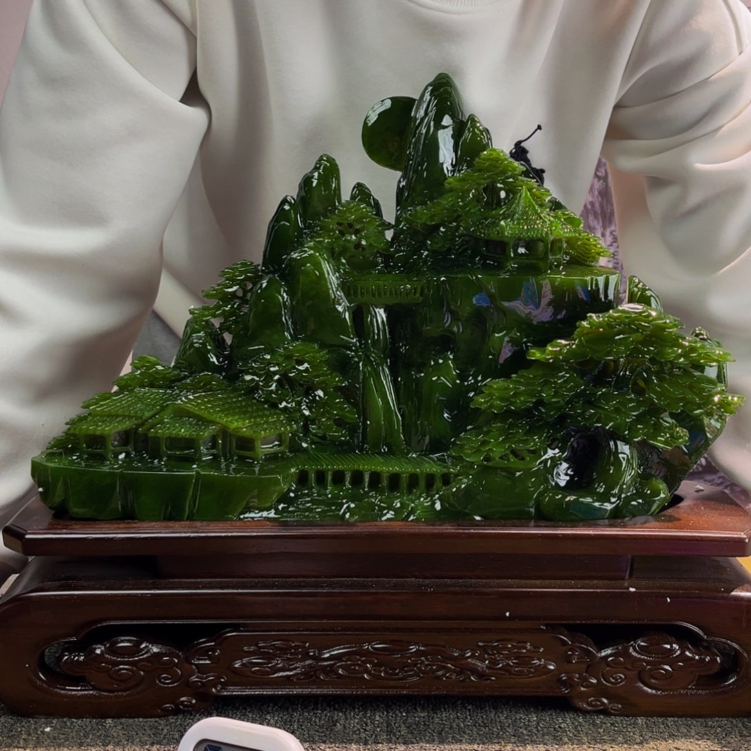 大***】玉玉摆件绿色带底座