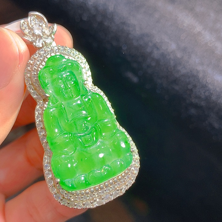 【闪购商品】翡翠颈饰银S925镶嵌翡翠