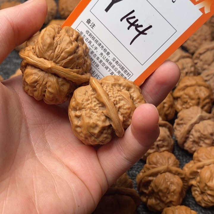 吊坠文玩核桃z****l蛤蟆