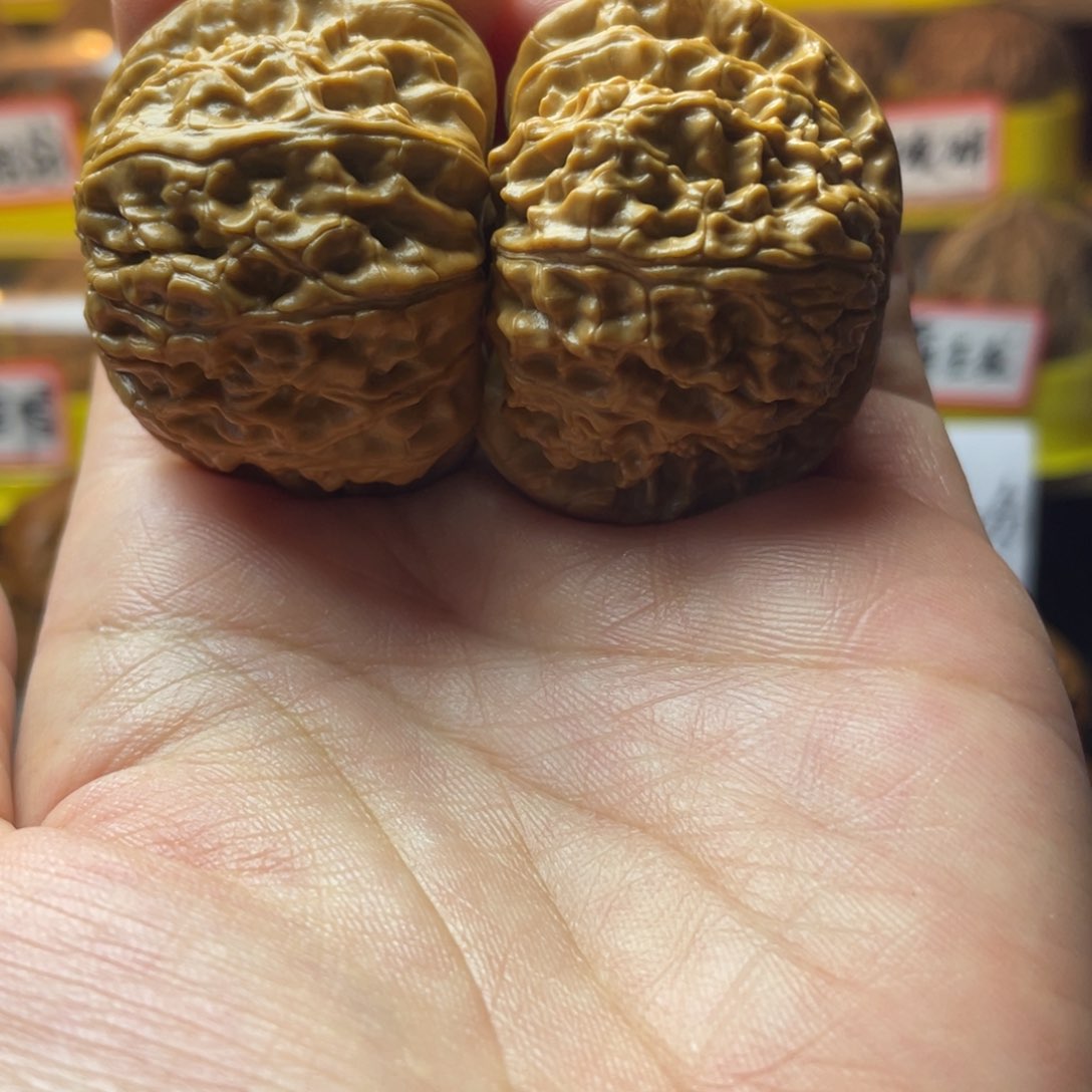 文玩核桃把件白狮子球白