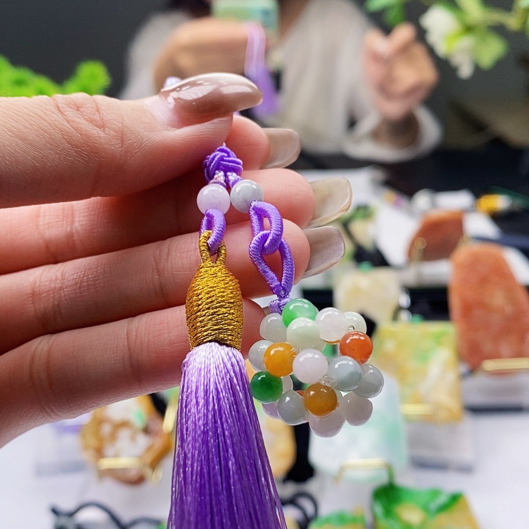 颈饰未镶嵌翡翠翡翠A货