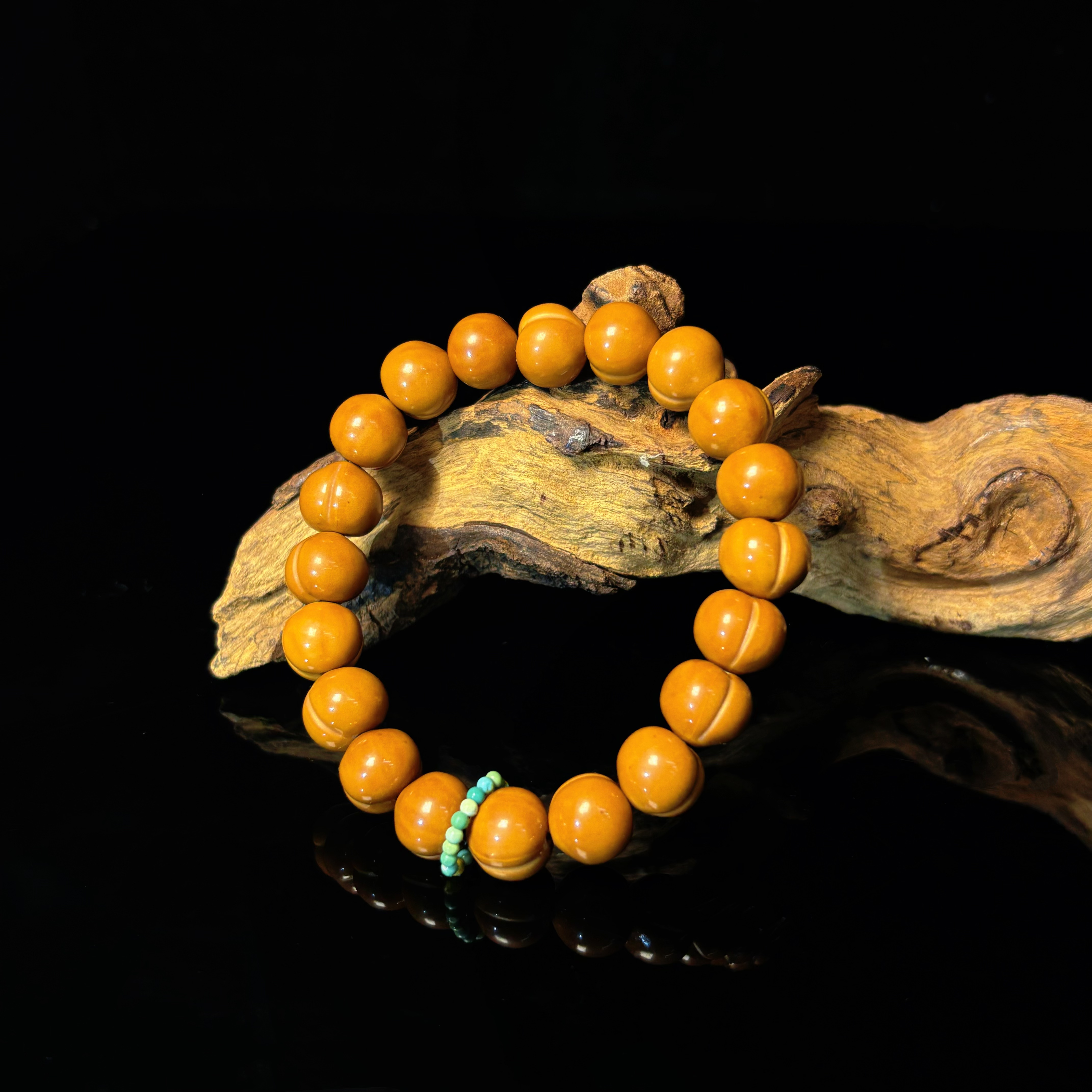 猴头屁桃爱心手串  4287  多样性发一件