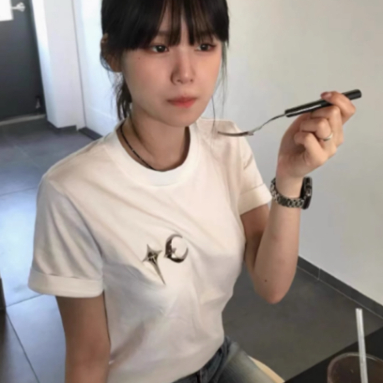 【番薯欧尼618福利款】thug金属扣白色短袖