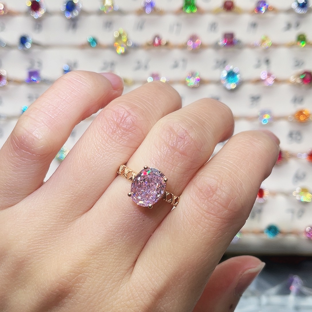 3海蓝宝石（处理）13圈镶芬达色