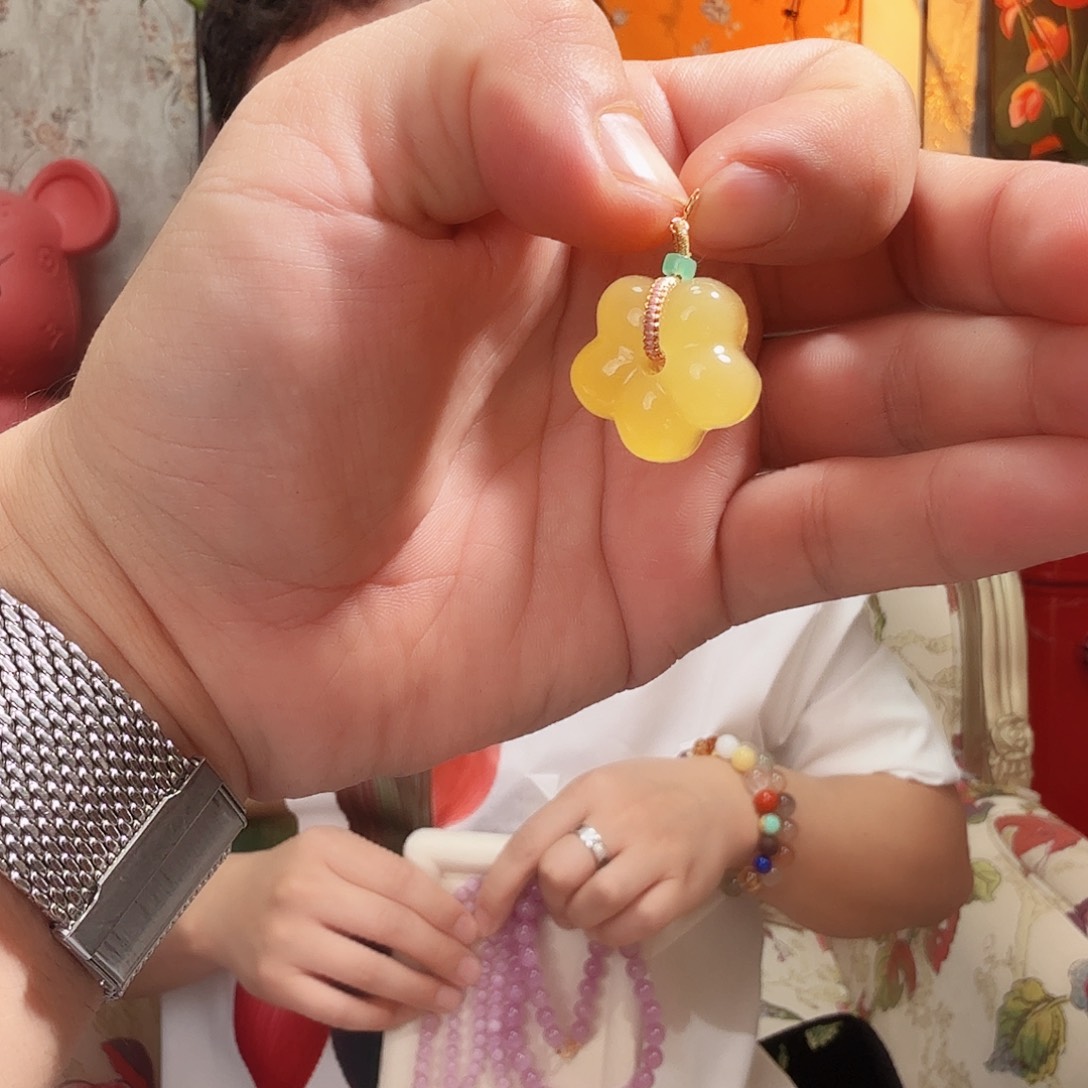 琥珀吊坠(不含链)未镶嵌L****精致