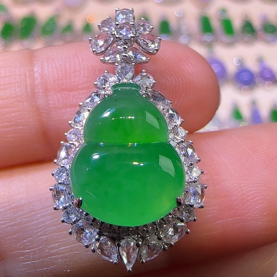 翡翠18K金镶嵌吊坠(不含链)