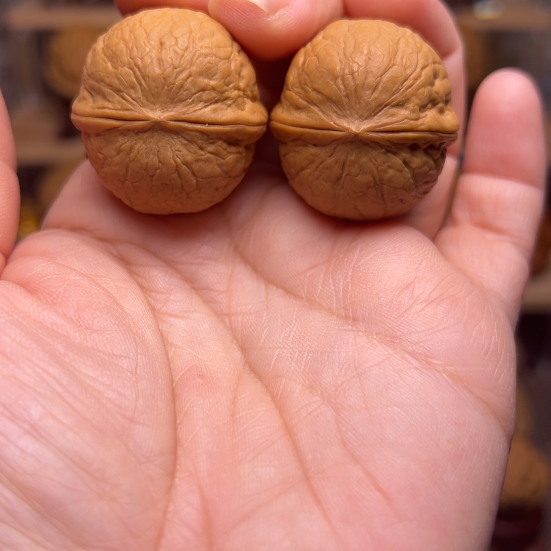 把件文玩核桃19w云巅皮皮球32尺