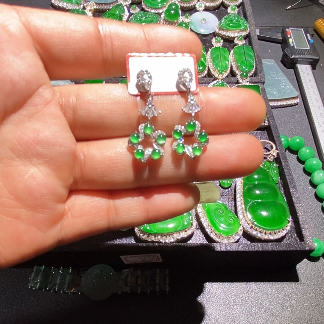 翡翠未镶嵌耳饰A货翡翠10