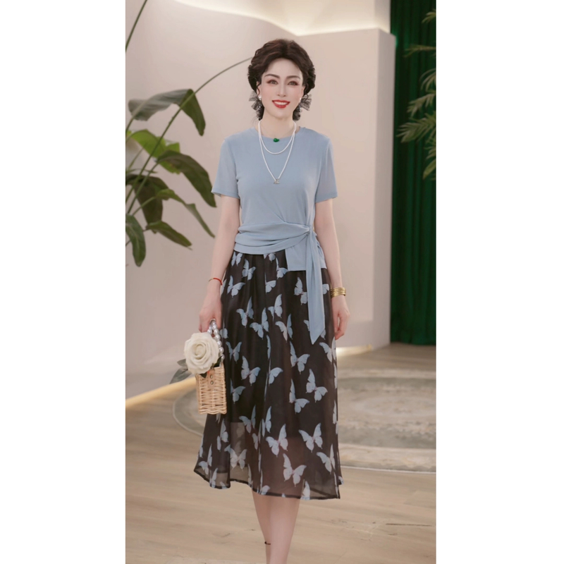 2025新款妈妈装夏装两件套气质上衣洋气中老年女装显瘦百搭裙子
