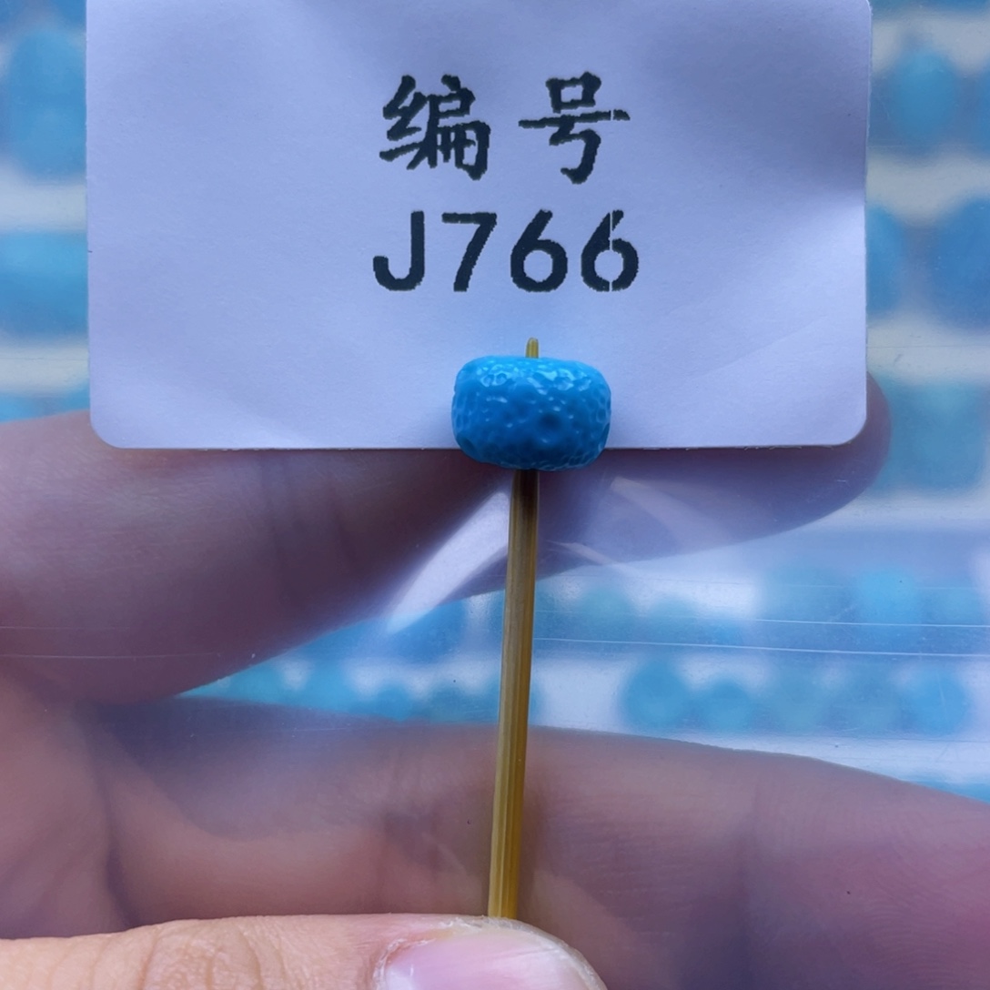 绿松石未镶嵌天然原矿绿松石雕件