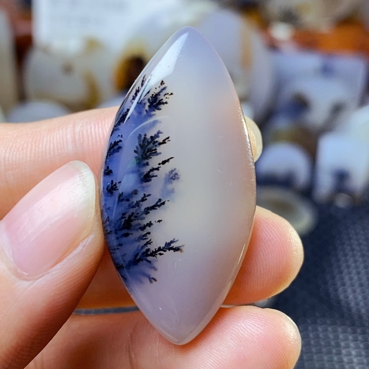 玛瑙/玉髓未镶嵌珠宝半成品