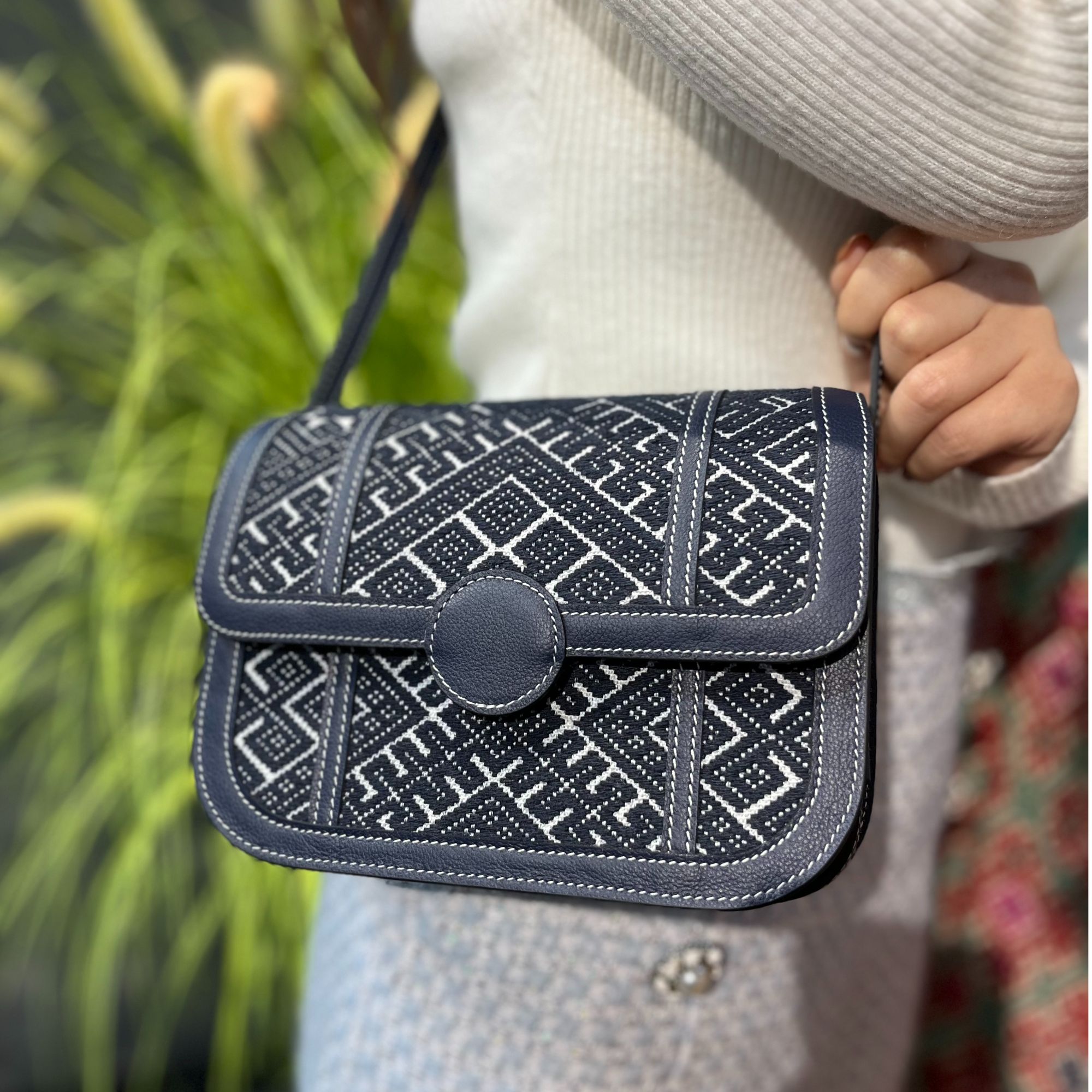 广西非遗壮锦包包 凤蓝马鞍包 斜挎包蓝色百搭单肩女士包包